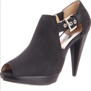 Michael Kors Greenwich Peep Toe  - 7  Preowned